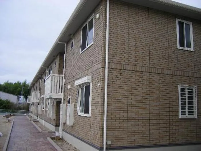 グランモアシティB棟212