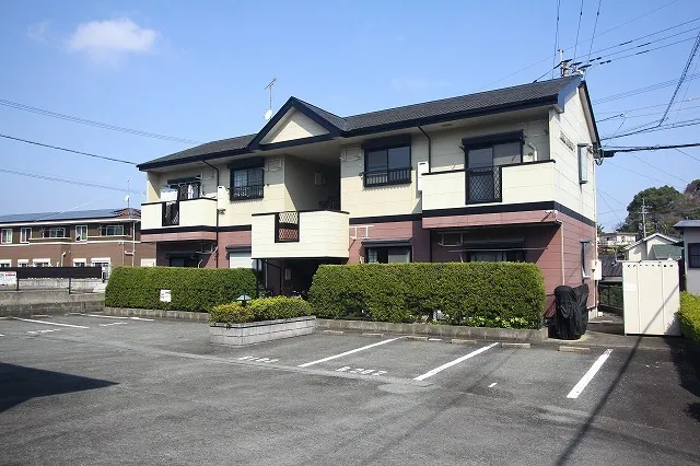 プラドール川口B202